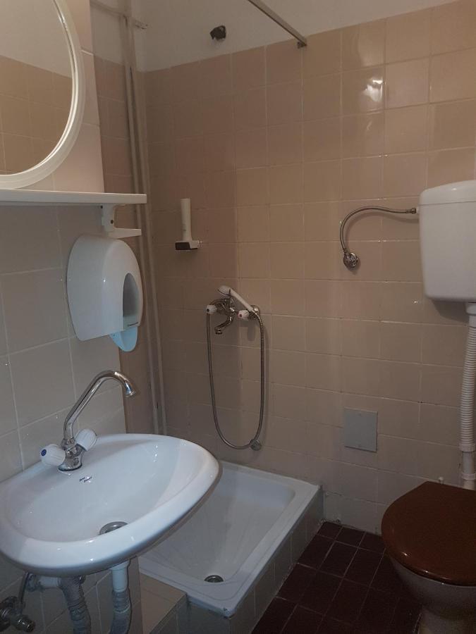 Hotel Sax Balkan Dimitrovgrad Exteriör bild