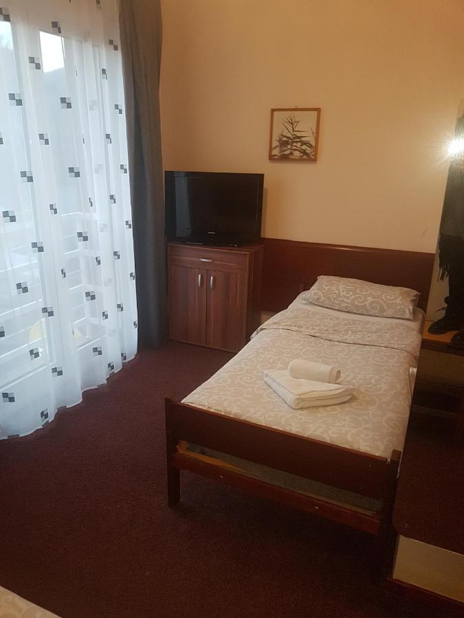 Hotel Sax Balkan Dimitrovgrad Exteriör bild