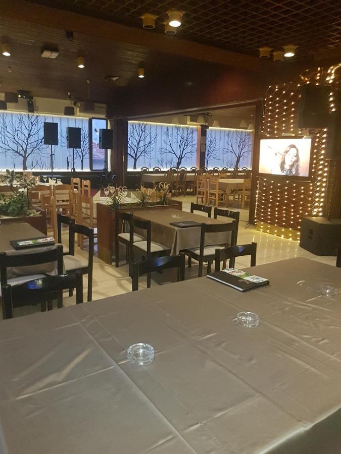 Hotel Sax Balkan Dimitrovgrad Exteriör bild