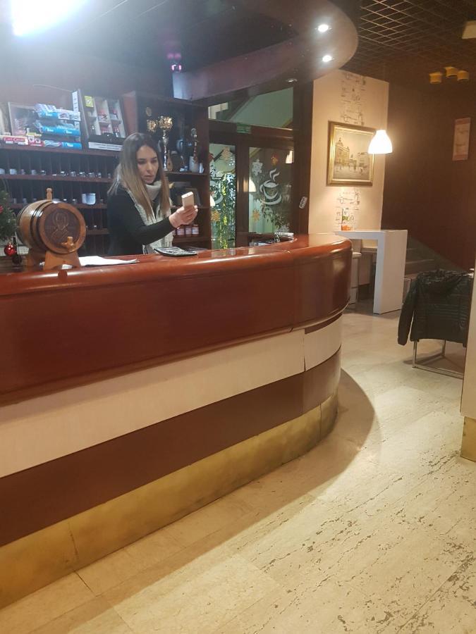 Hotel Sax Balkan Dimitrovgrad Exteriör bild